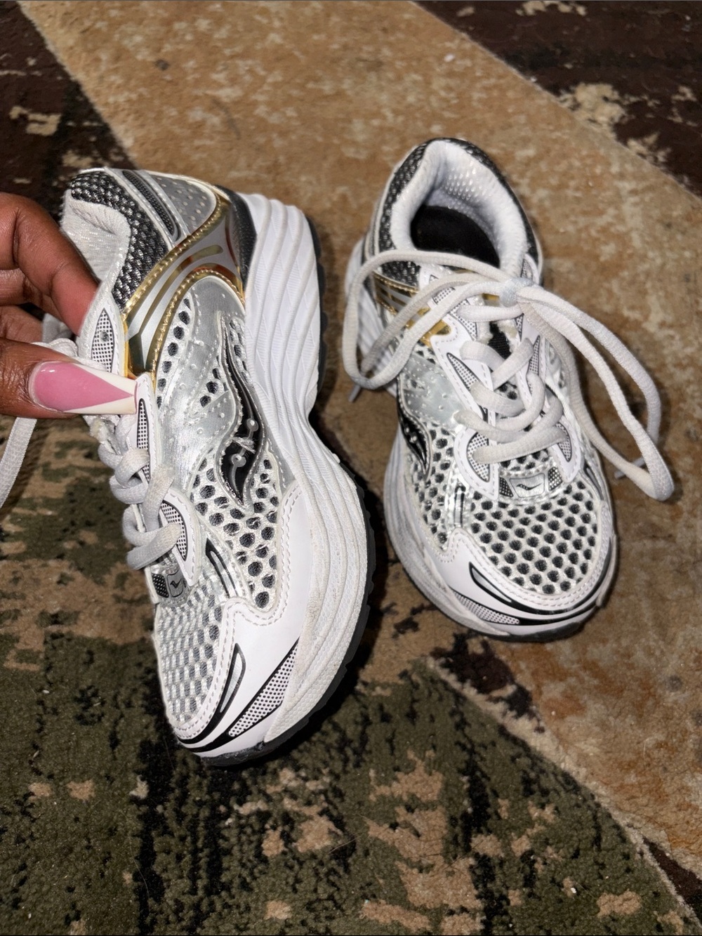 Saucony Kids White Sneakers with Silver and Gold Accents